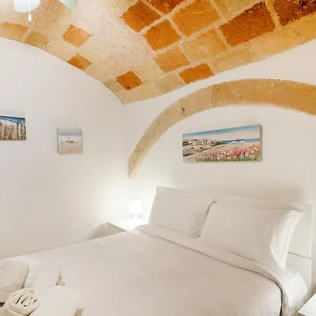 Heartbeat - 200m From Sea Apartment Monopoli