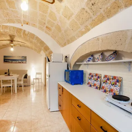 Heartbeat - 200m From Sea Apartment *